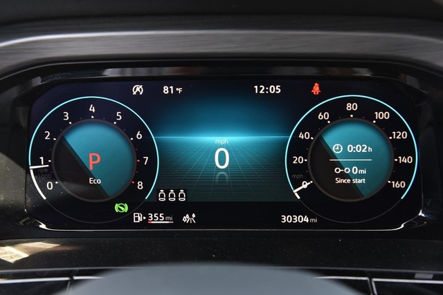 Volkswagen Atlas Cross Sport Vehicle Image 12