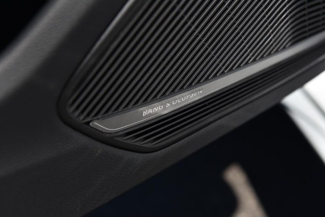 Audi A4 Sedan Vehicle Image 11