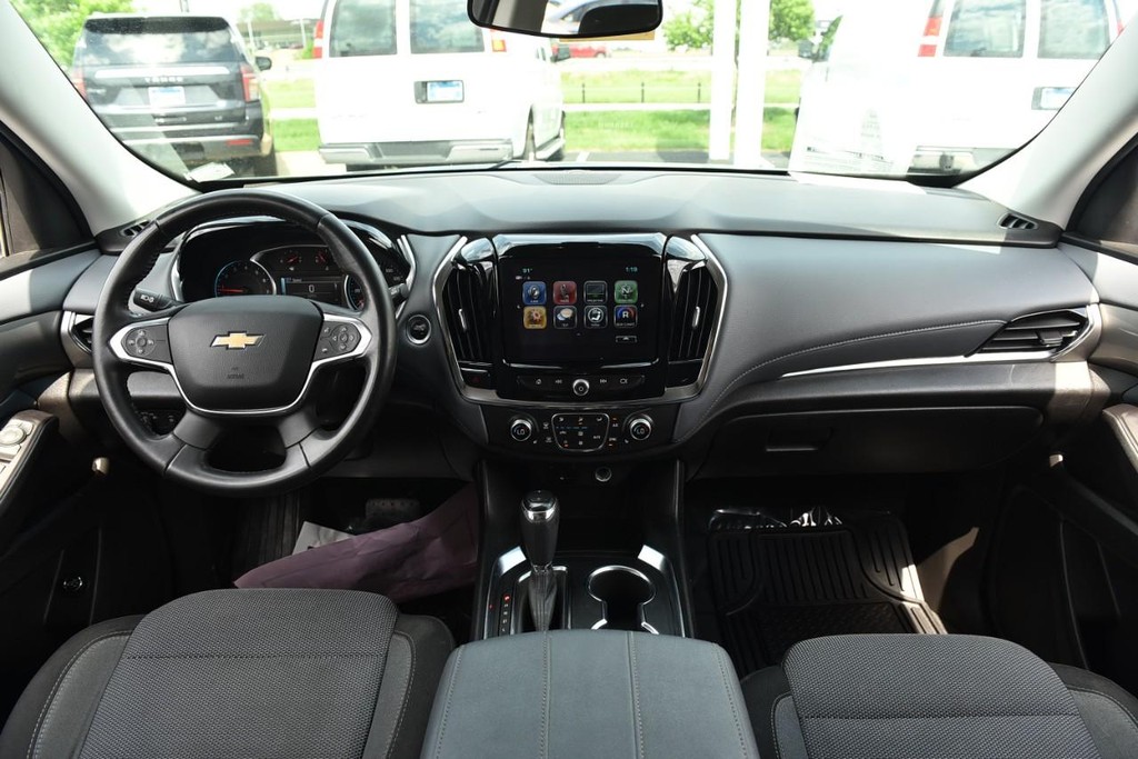 Chevrolet Traverse Vehicle Full-screen Gallery Image 7