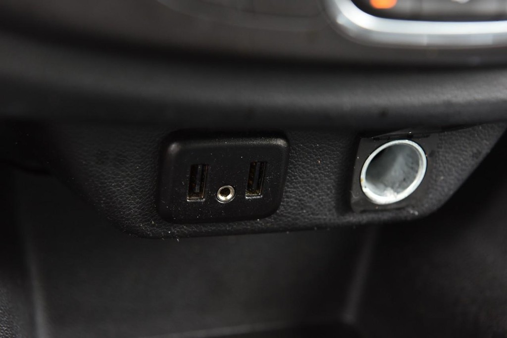 Chevrolet Traverse Vehicle Full-screen Gallery Image 16