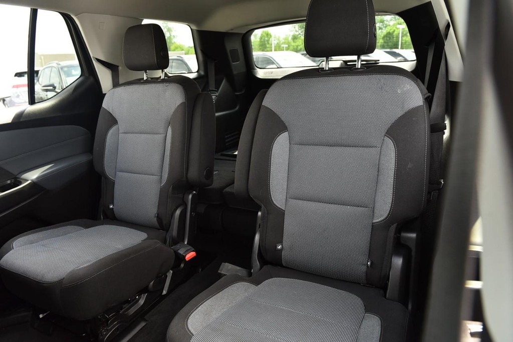 Chevrolet Traverse Vehicle Full-screen Gallery Image 22