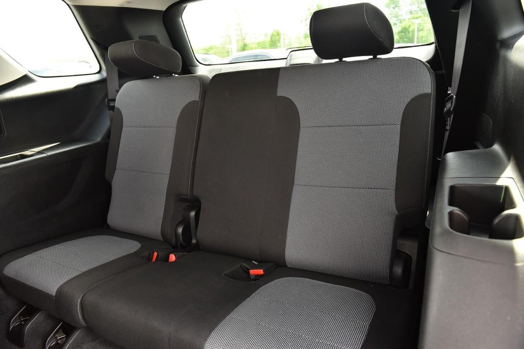 Chevrolet Traverse Vehicle Full-screen Gallery Image 24