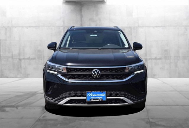 Volkswagen Taos Vehicle Image 04