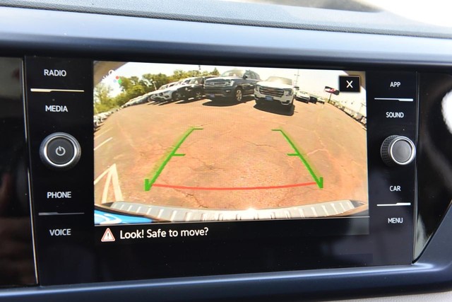 Volkswagen Taos Vehicle Image 12