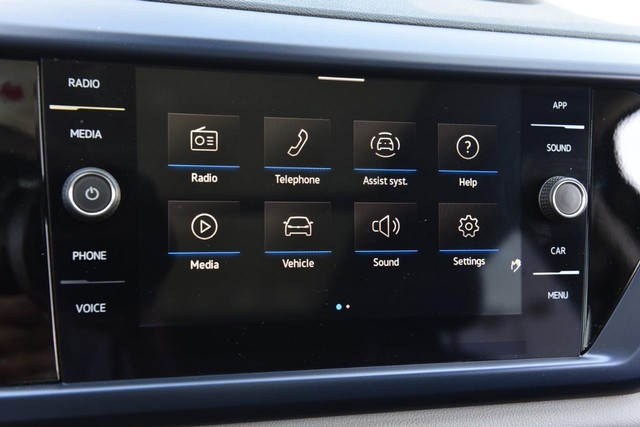 Volkswagen Taos Vehicle Image 13