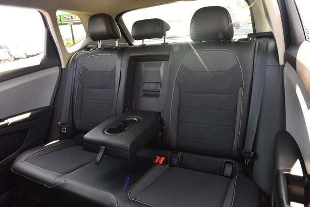 Volkswagen Taos Vehicle Image 22