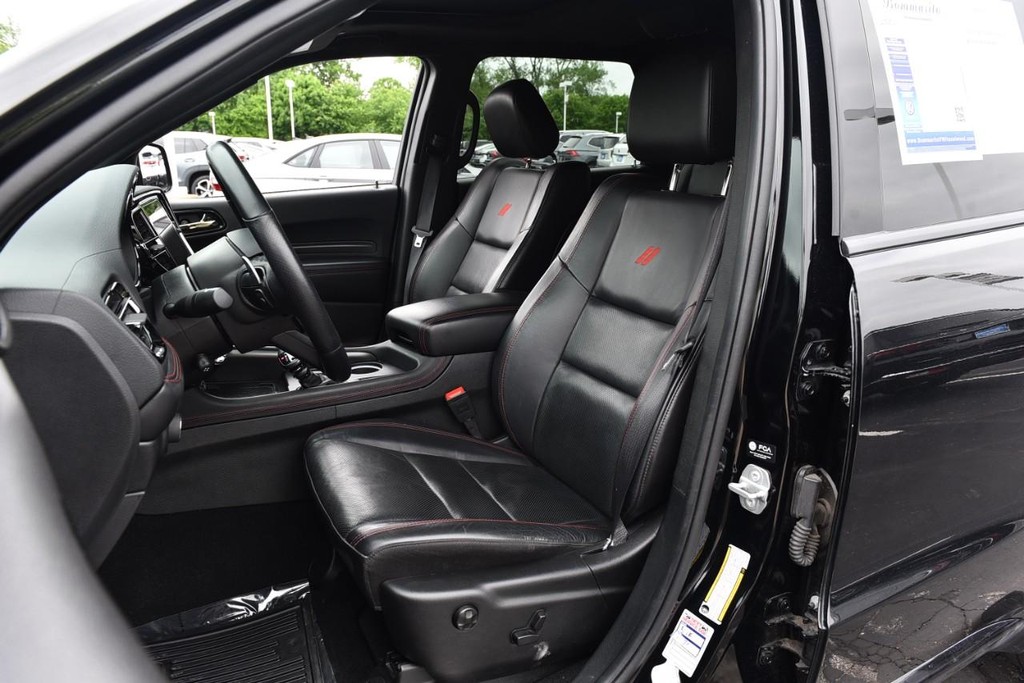Dodge Durango Vehicle Full-screen Gallery Image 21