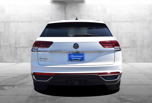 Volkswagen Atlas Cross Sport Vehicle Image 06