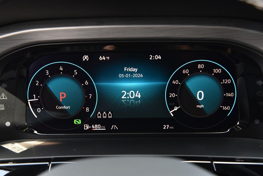 Volkswagen Atlas Cross Sport Vehicle Full-screen Gallery Image 11