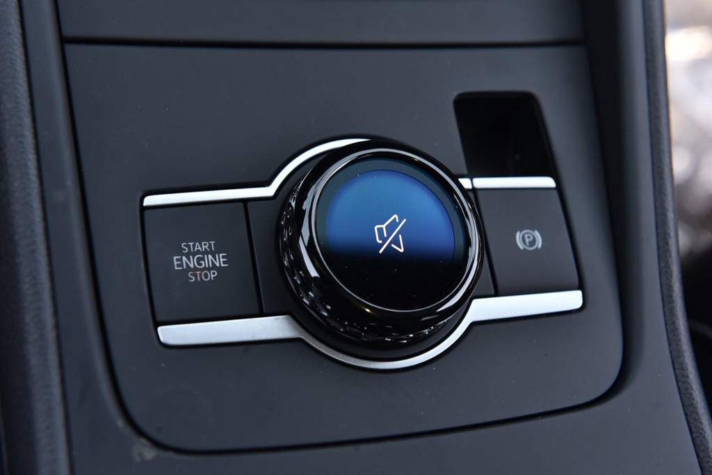 Volkswagen Tiguan Vehicle Full-screen Gallery Image 17