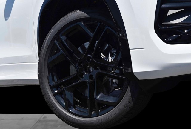 Volkswagen Tiguan Vehicle Image 03
