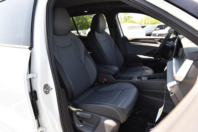 Volkswagen Tiguan Vehicle Image 20
