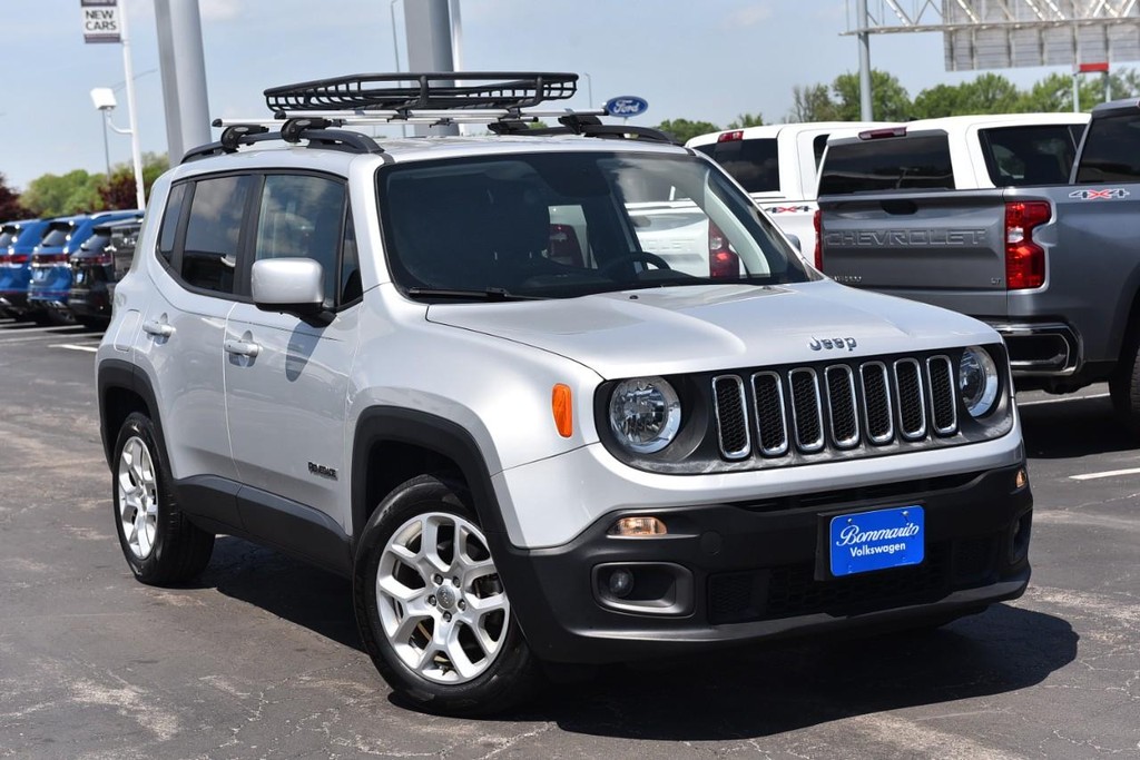 Jeep Renegade Vehicle Full-screen Gallery Image 2