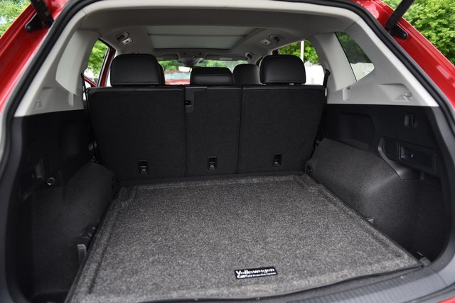 Volkswagen Tiguan Vehicle Image 26