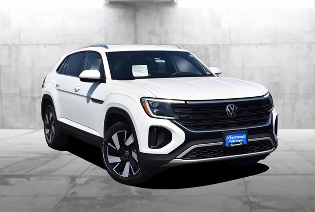 Volkswagen Atlas Cross Sport Vehicle Image 02