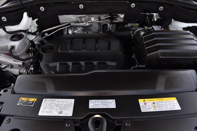 Volkswagen Atlas Cross Sport Vehicle Image 26