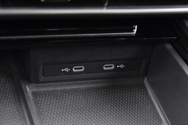 Volkswagen Atlas Vehicle Image 16