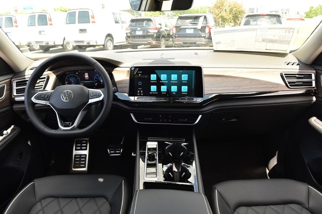 Volkswagen Atlas Vehicle Image 07