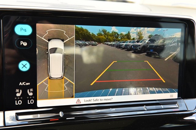 Volkswagen Atlas Vehicle Image 13