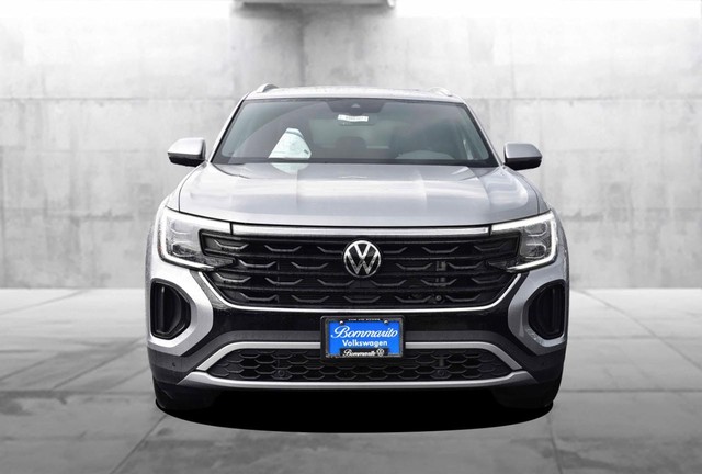 Volkswagen Atlas Cross Sport Vehicle Image 04