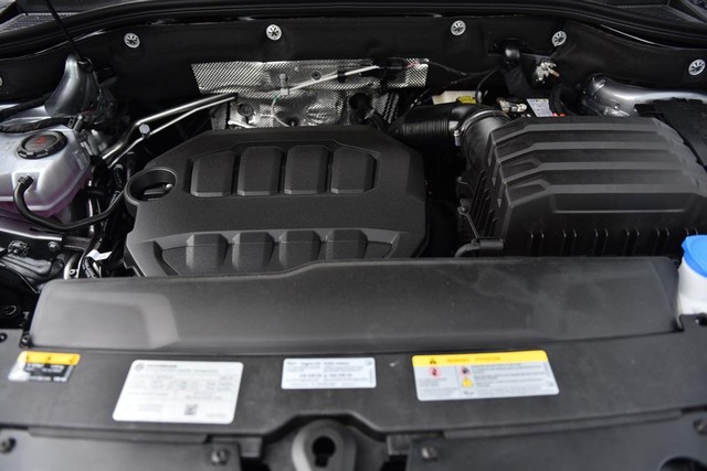 Volkswagen Atlas Cross Sport Vehicle Image 27