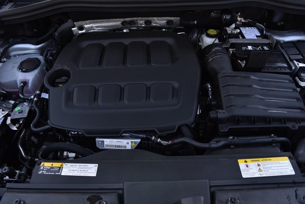 Volkswagen Tiguan Vehicle Full-screen Gallery Image 26