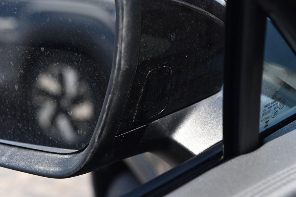 Volkswagen Tiguan Vehicle Full-screen Gallery Image 10