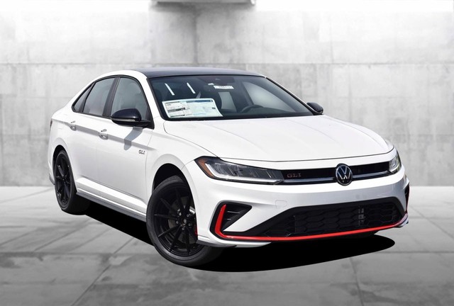 Volkswagen Jetta GLI Vehicle Image 02