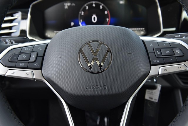 Volkswagen Jetta Vehicle Image 18