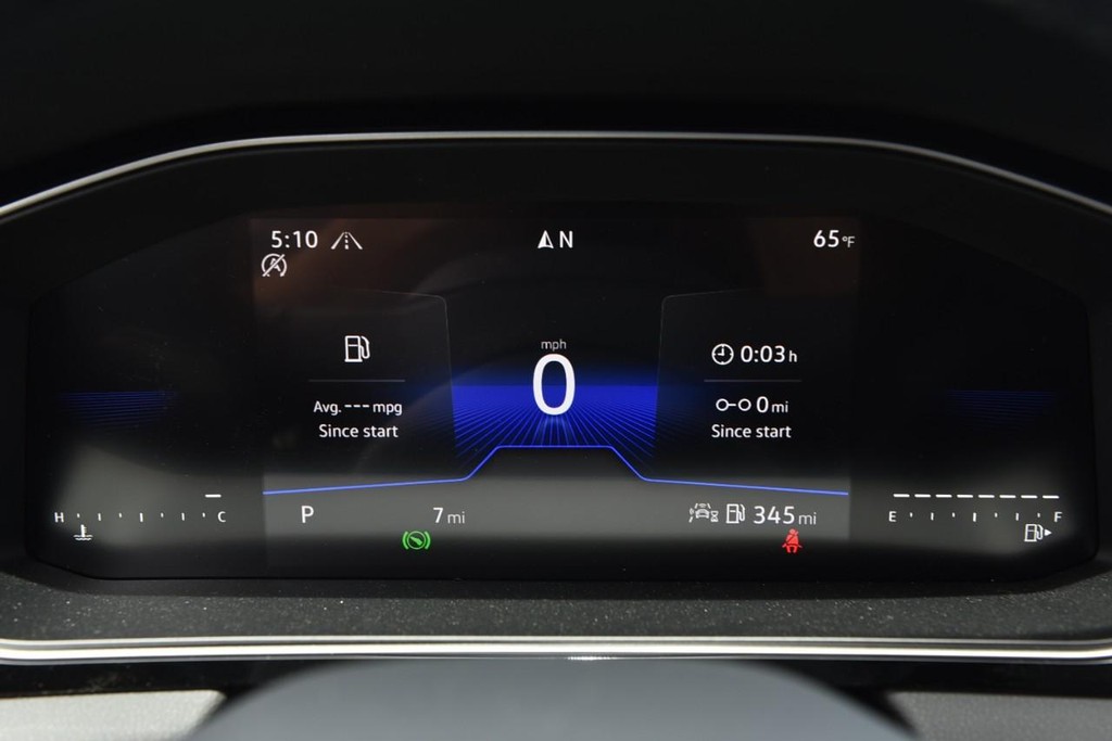 Volkswagen Jetta Vehicle Full-screen Gallery Image 12