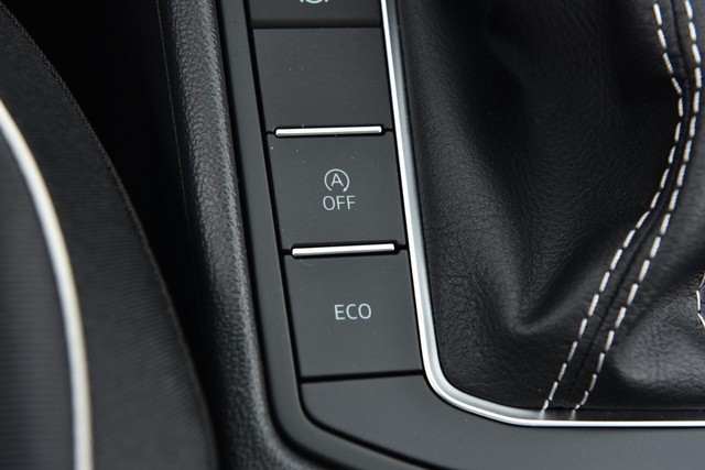 Volkswagen Jetta Vehicle Image 17