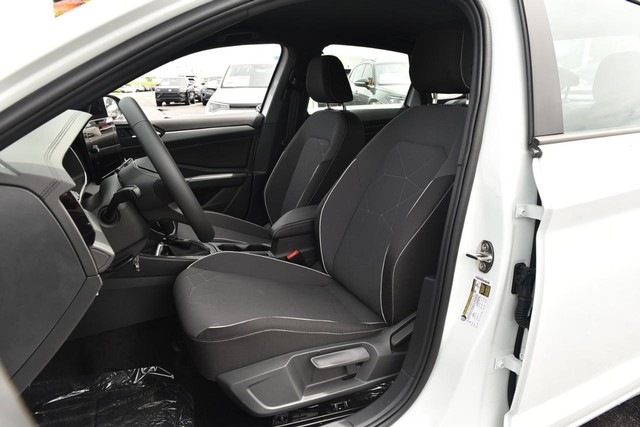 Volkswagen Jetta Vehicle Image 19