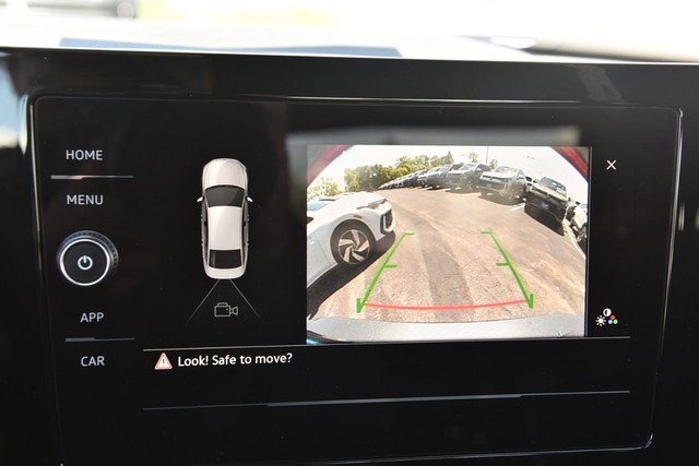 Volkswagen Jetta Vehicle Image 13