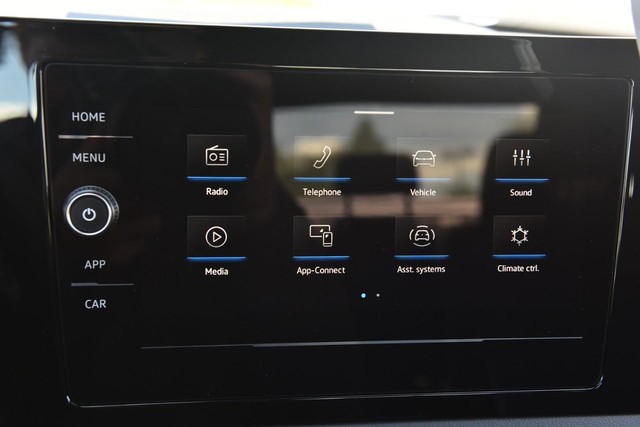 Volkswagen Jetta Vehicle Image 14