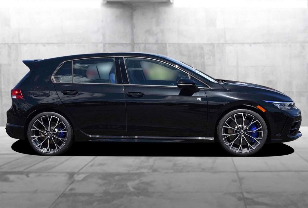 Volkswagen Golf R Vehicle Full-screen Gallery Image 5