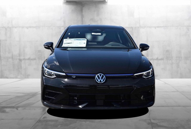 Volkswagen Golf R Vehicle Image 04