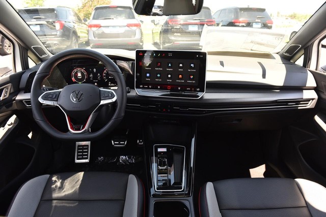 Volkswagen Golf GTI Vehicle Image 07