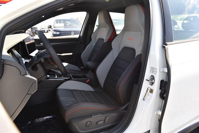 Volkswagen Golf GTI Vehicle Image 19