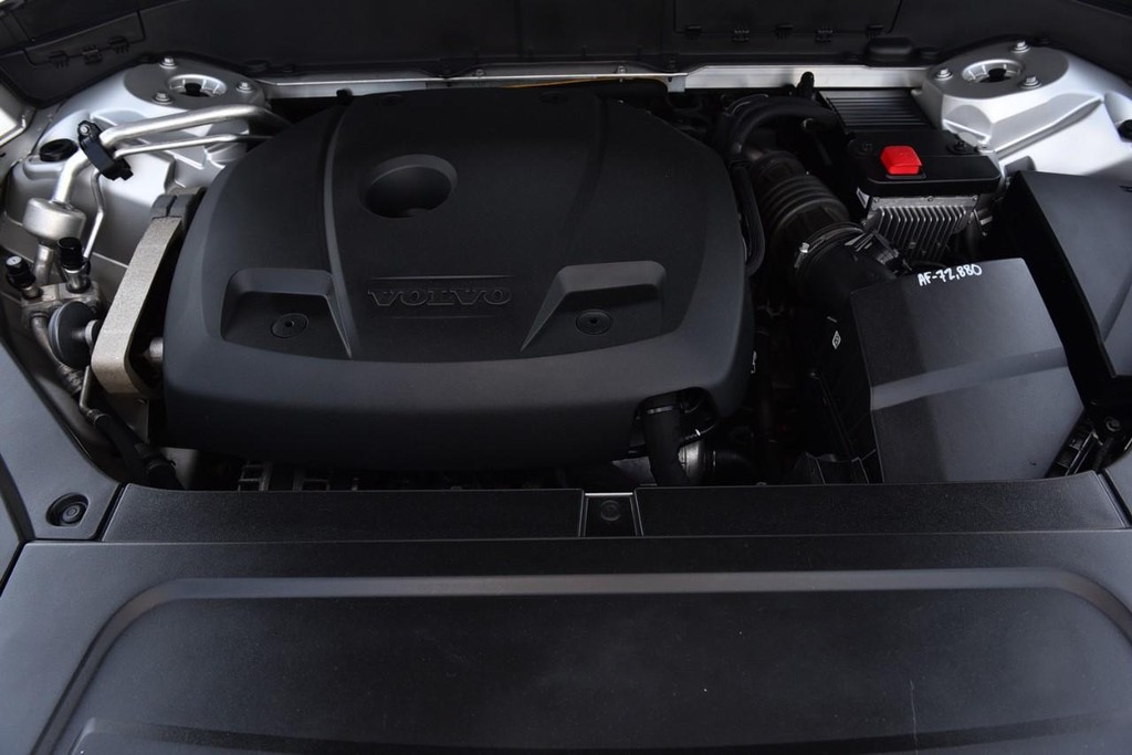 Volvo XC90 Vehicle Full-screen Gallery Image 26