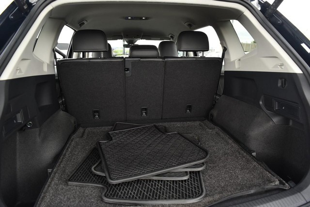 Volkswagen Tiguan Vehicle Image 25