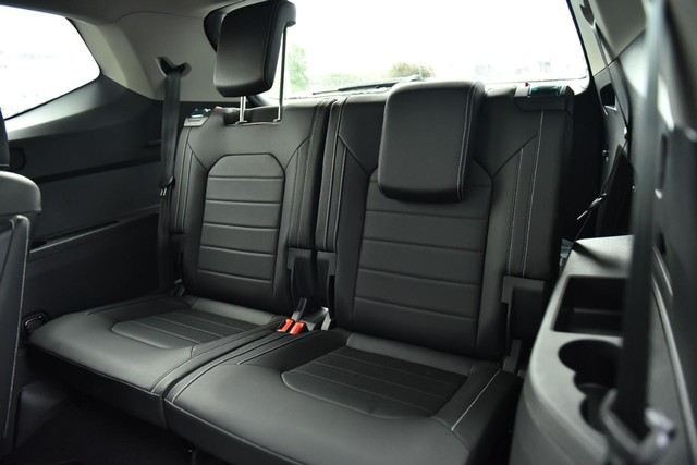 Volkswagen Atlas Vehicle Image 25