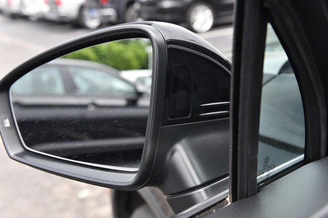 Volkswagen Tiguan Vehicle Image 10