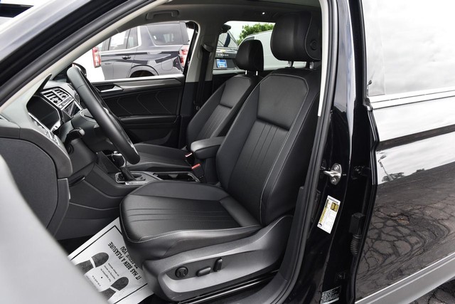 Volkswagen Tiguan Vehicle Image 19
