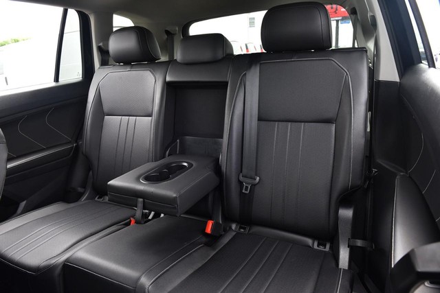 Volkswagen Tiguan Vehicle Image 22