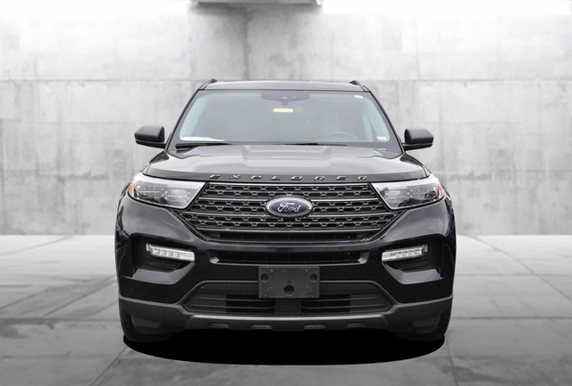 Ford Explorer Vehicle Image 04