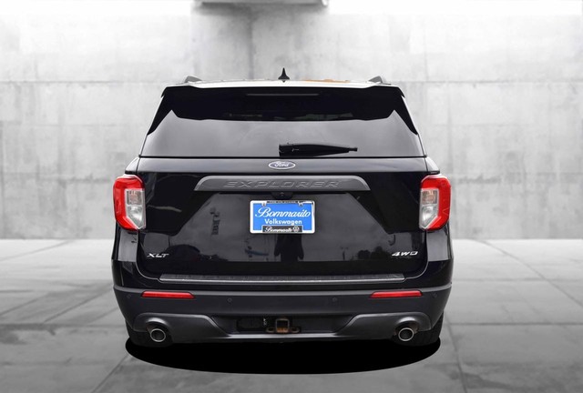 Ford Explorer Vehicle Image 06