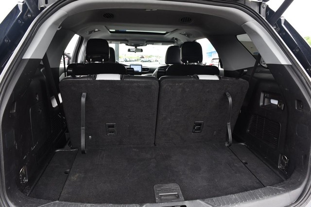 Ford Explorer Vehicle Image 25