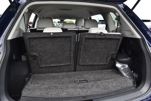 Volkswagen Tiguan Vehicle Image 24
