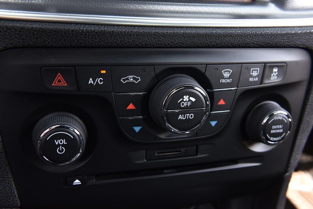 Dodge Charger Vehicle Image 14