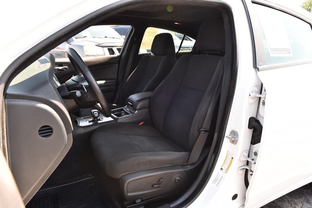 Dodge Charger Vehicle Image 17
